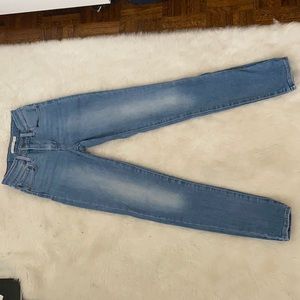 Levi jeans